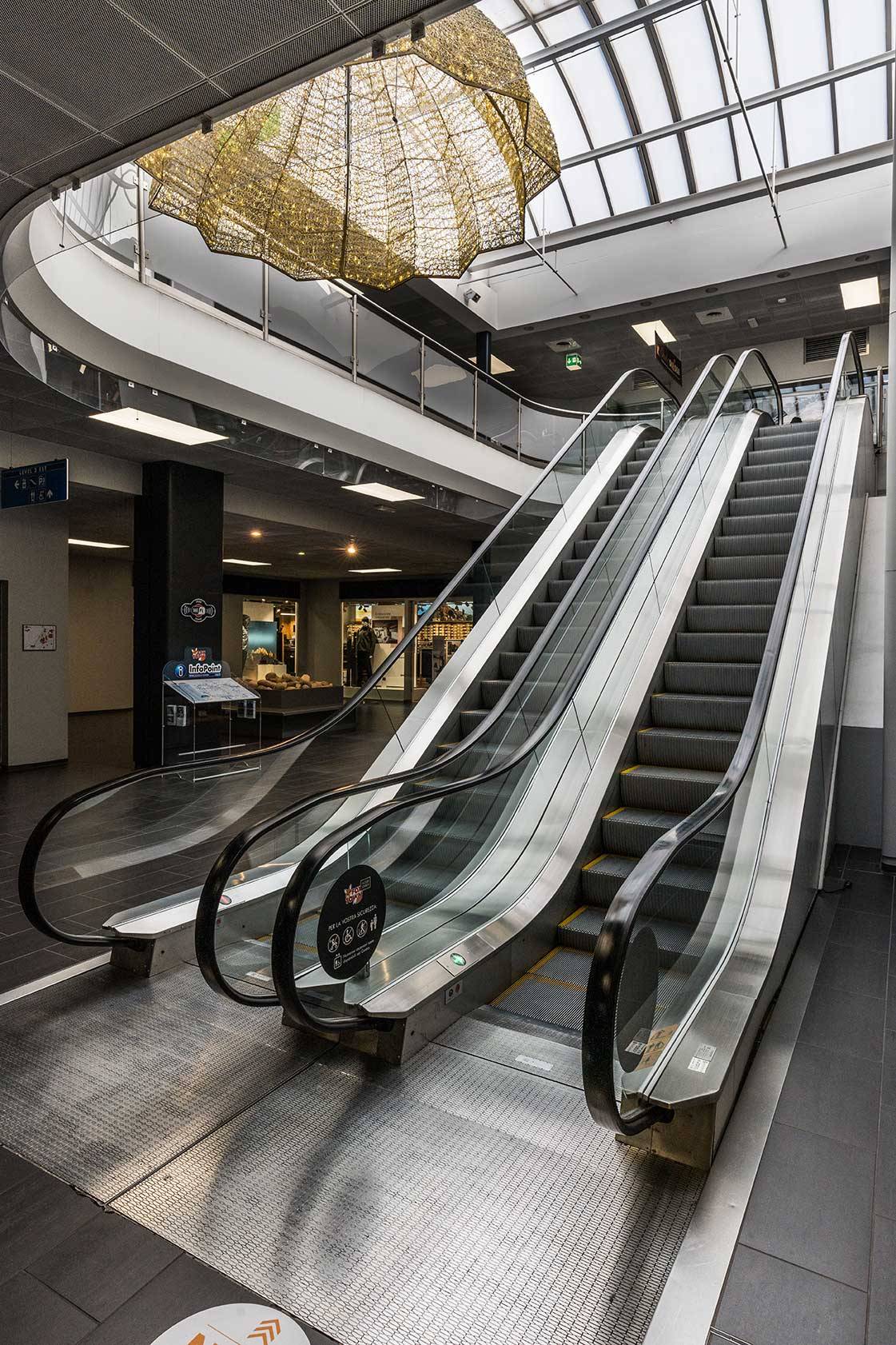 scale mobili-falconi-1